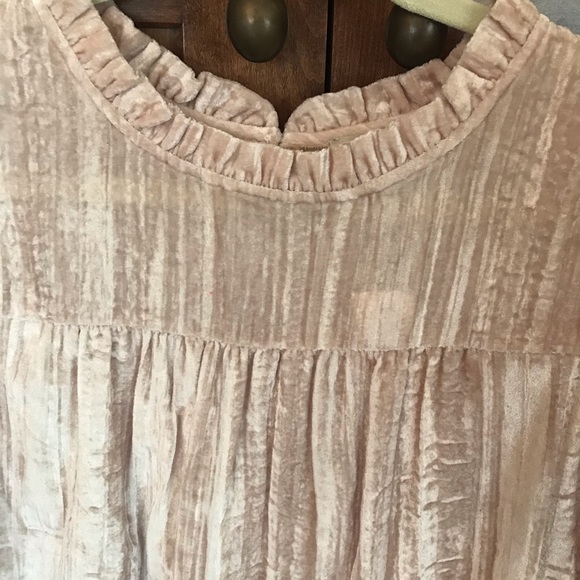 Ann Taylor Loft top - Picture 2 of 4